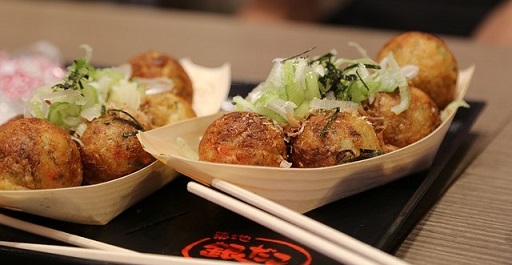 サムライボールとは なぜたこ焼きは外国人に人気 評判は Sakusaku気分